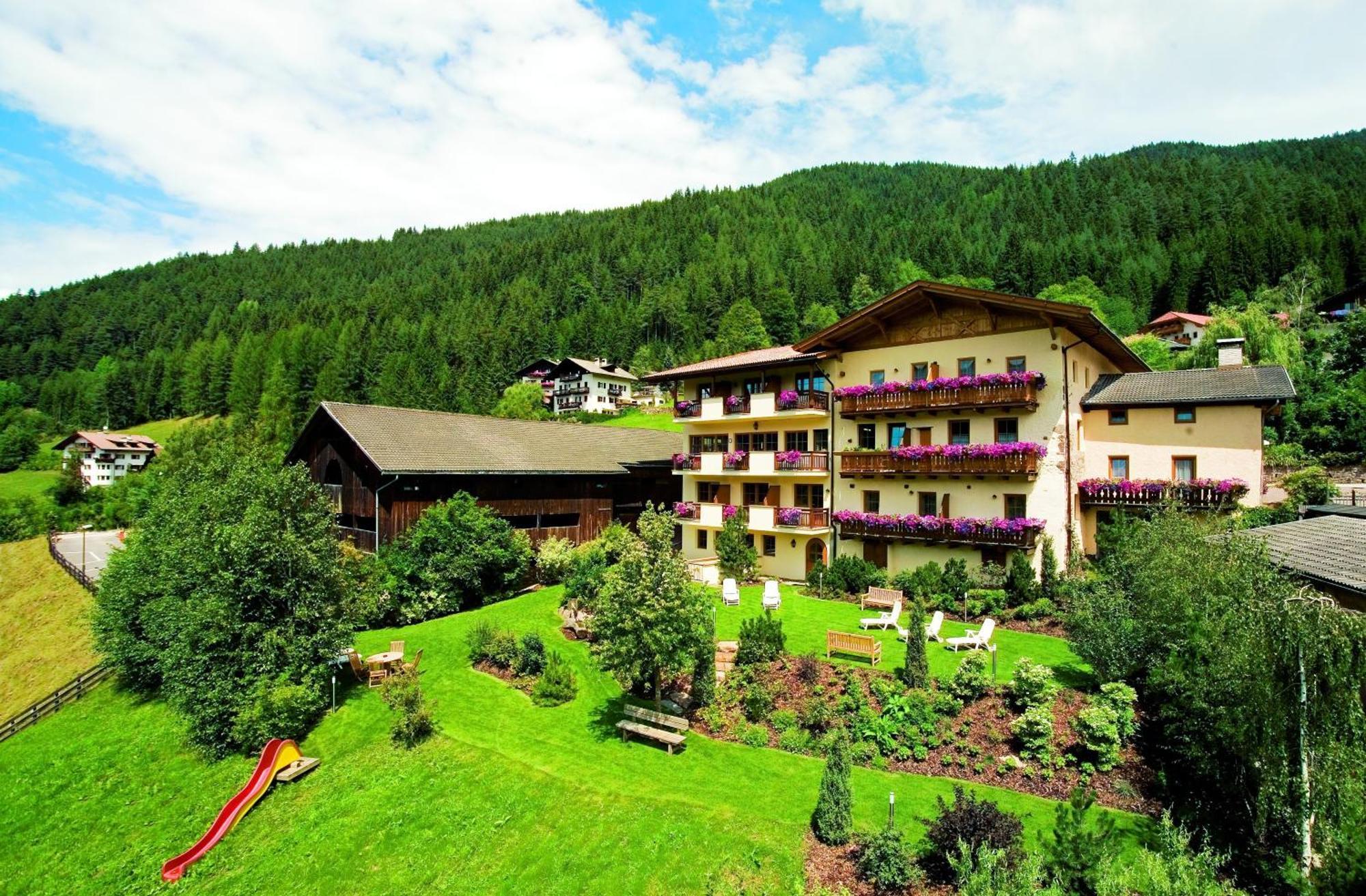 Gasthof Gasserhof Eggen Exterior photo